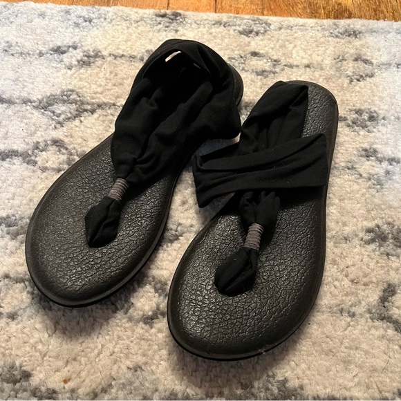Sanul Sling Yoga Mat Sandal-black - Picture 2 of 3